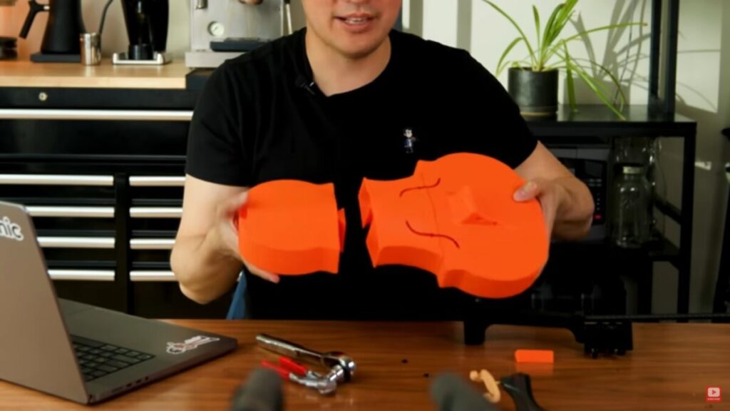 3D PRINTED VS REAL VIOLIN - YouTubeの画像