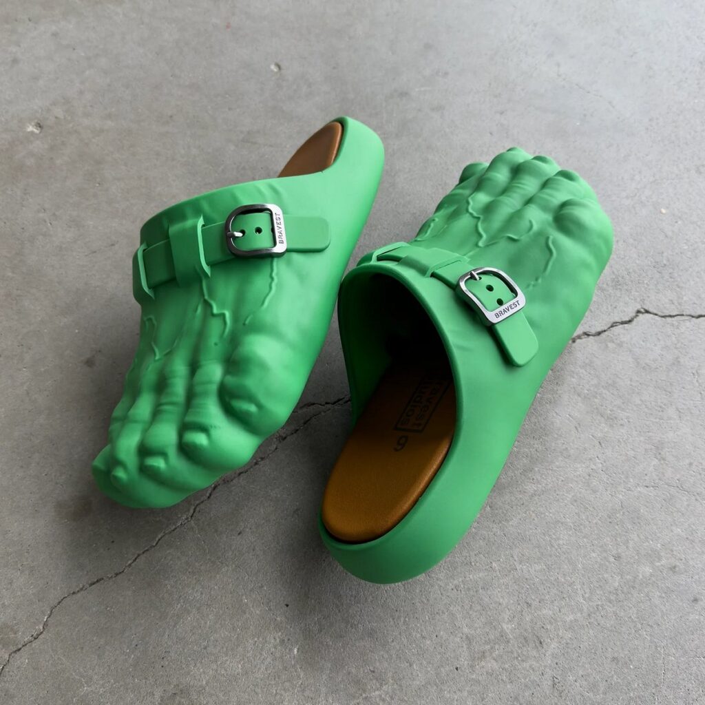 「Foot Clogs」の画像