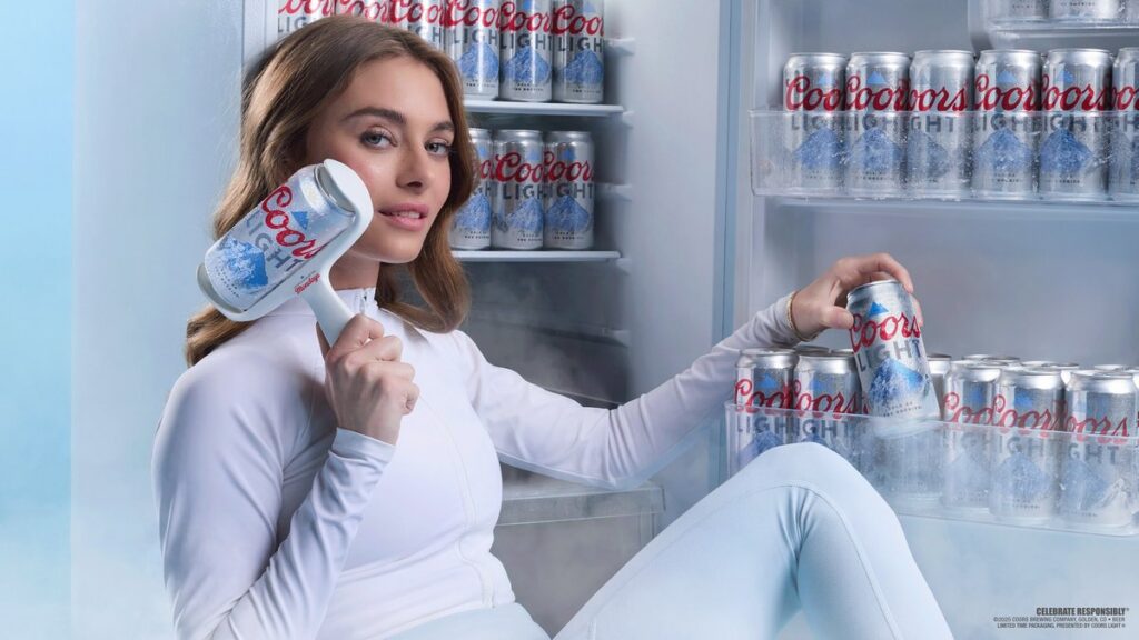 「Coors Light Chill Face Roller」の画像