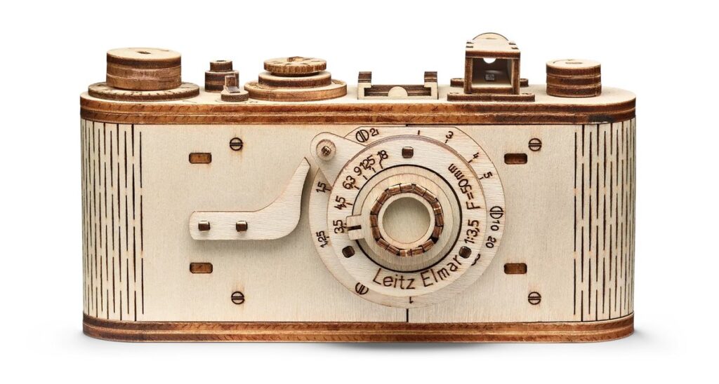 「100 YEARS OF LEICA」の画像