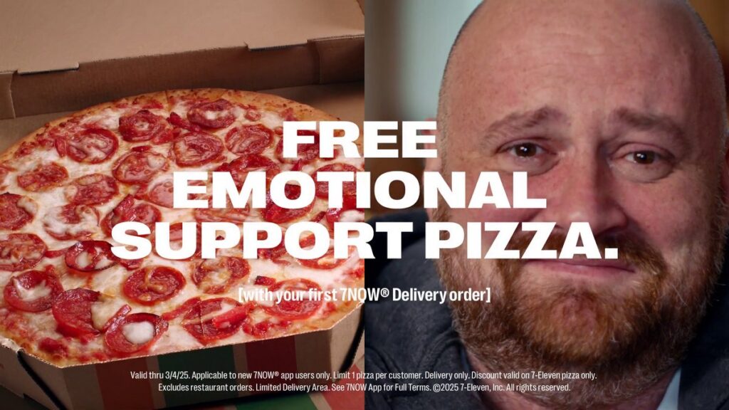 「7-Eleven Emotional Support Pizza」の画像