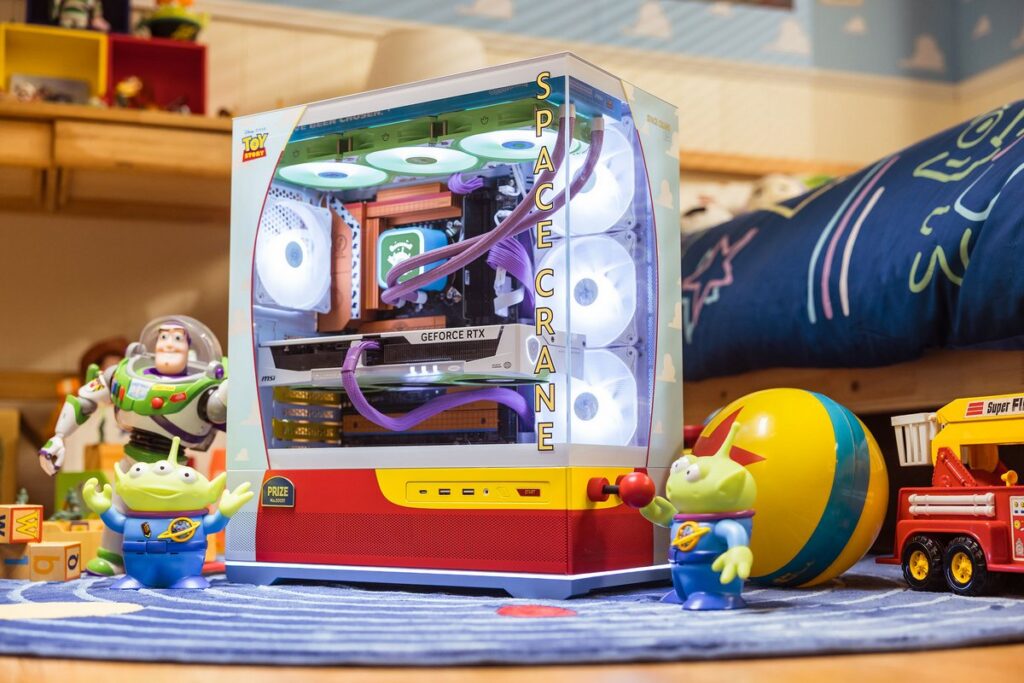 限定500台の「トイ・ストーリー」テーマPCの画像