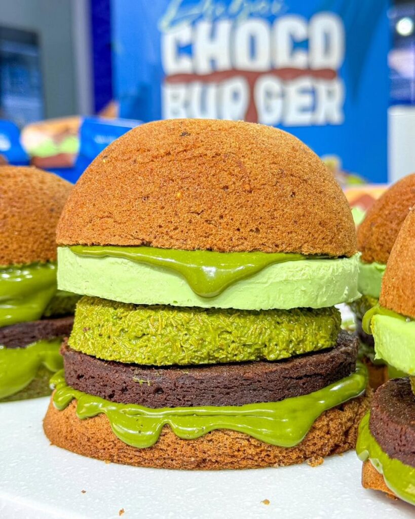 B Labanの「ドバイ・チョコレートバーガー」の画像