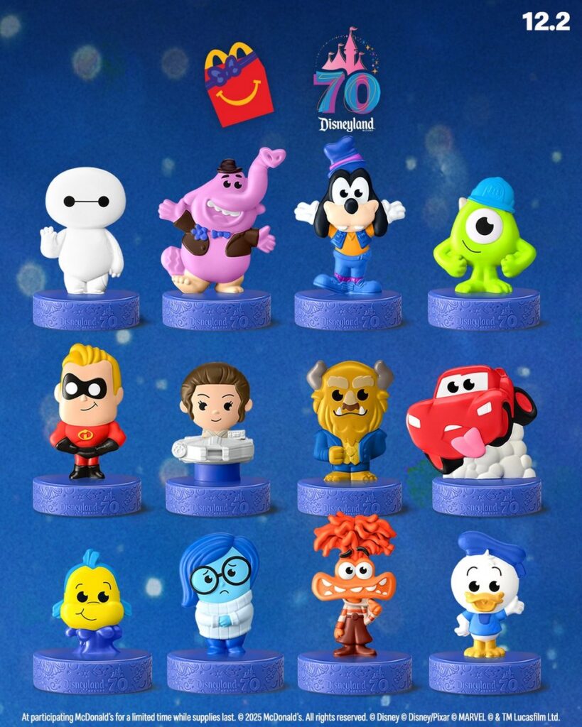 米国マクドナルドが発売する、ディズニーランド・リゾート70周年を記念した「ディズニーランド・リゾート ハッピーセット」の画像