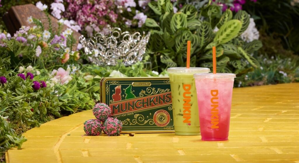 Dunkin’と『ウィキッド:フォー・グッド』のコラボレーションキャンペーンの画像