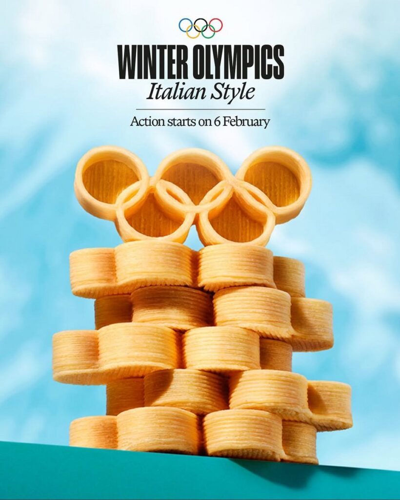 国際オリンピック委員会（IOC）が発表した、五輪マークを模した完全限定の特別パスタ「オリンピック・リング・パスタ」の画像