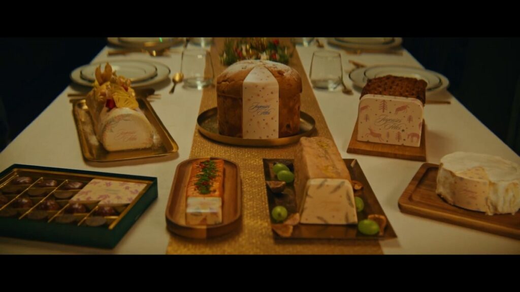 フランスのスーパーGrand Fraisが、2025年のクリスマスに向けて発表した「La Part de Gourmandise」キャンペーンの画像