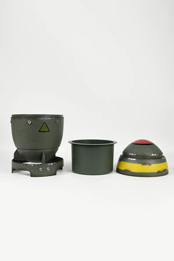 『フォールアウト』シーズン2が世界同時配信を迎えるのにあわせ、ベセスダ公式ストアから発売された「Fallout Mini-Nuke Popcorn Bucket」の画像