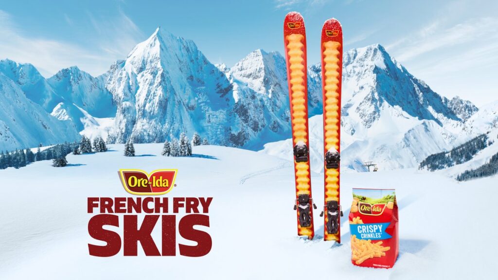 オレアイダがフィッシャーとコラボし発表した、限定スキー「French Fry Skis」の画像。