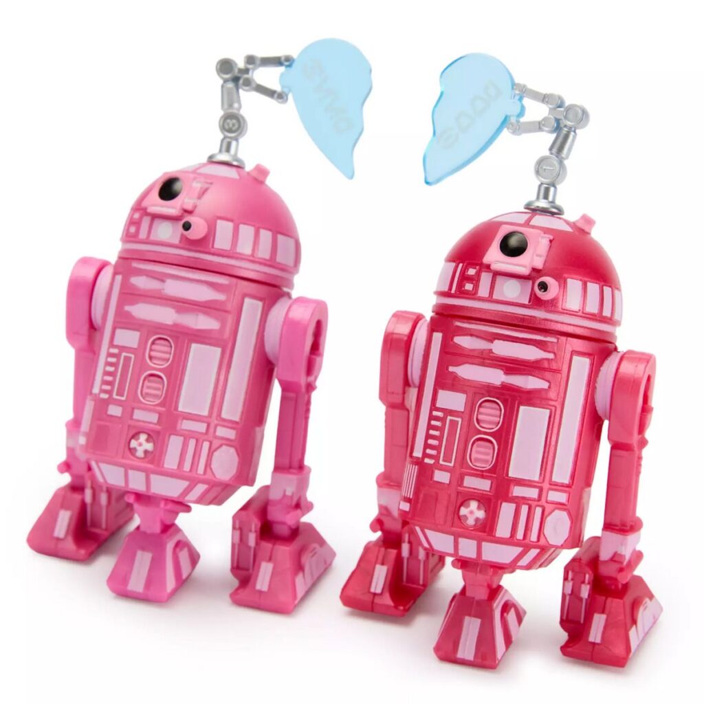 ディズニーストアから登場した2026年バレンタインデー向け新作セット「R2-LVU and R2-INO Valentine’s Day Star Wars Droid Factory Figure Set」の画像