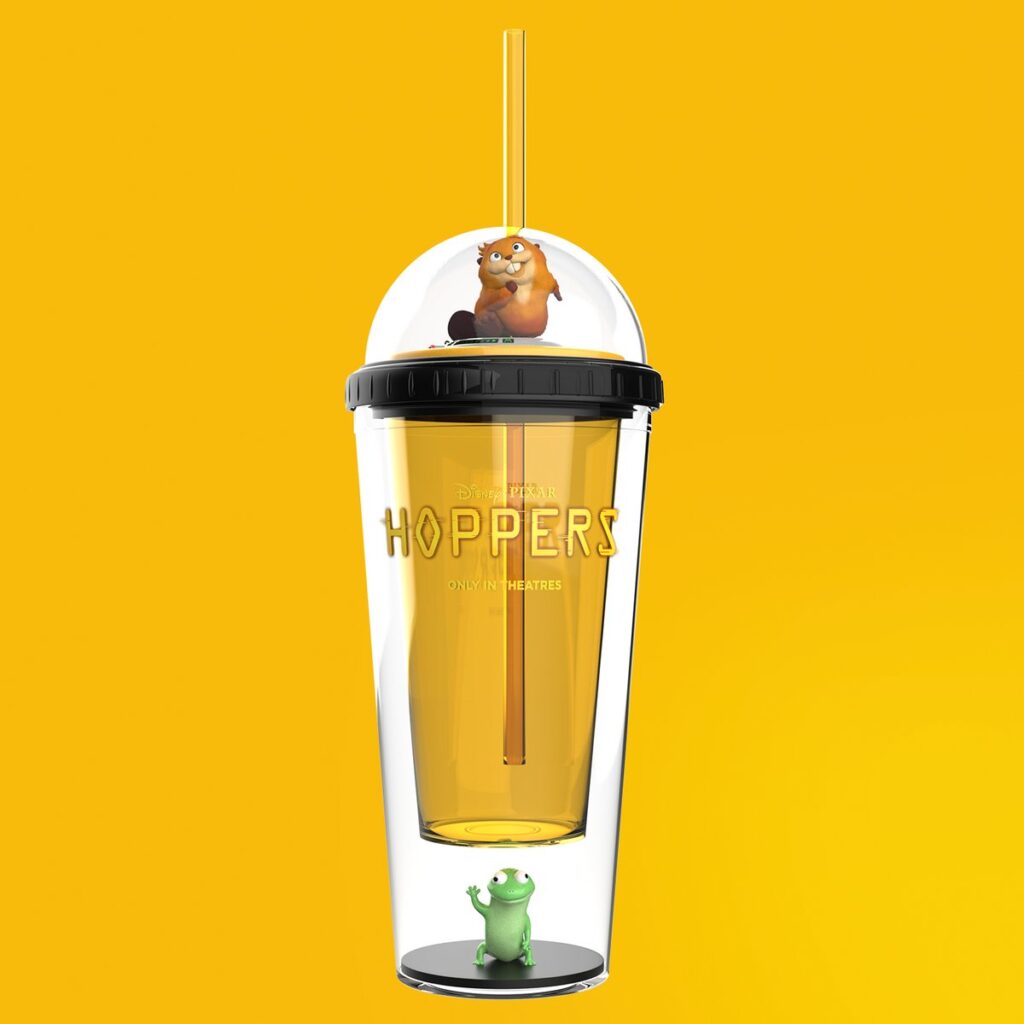 映画『私がビーバーになる時』に合わせ、米国Marcus Theatresから発売される限定のオリジナルグッズの画像。