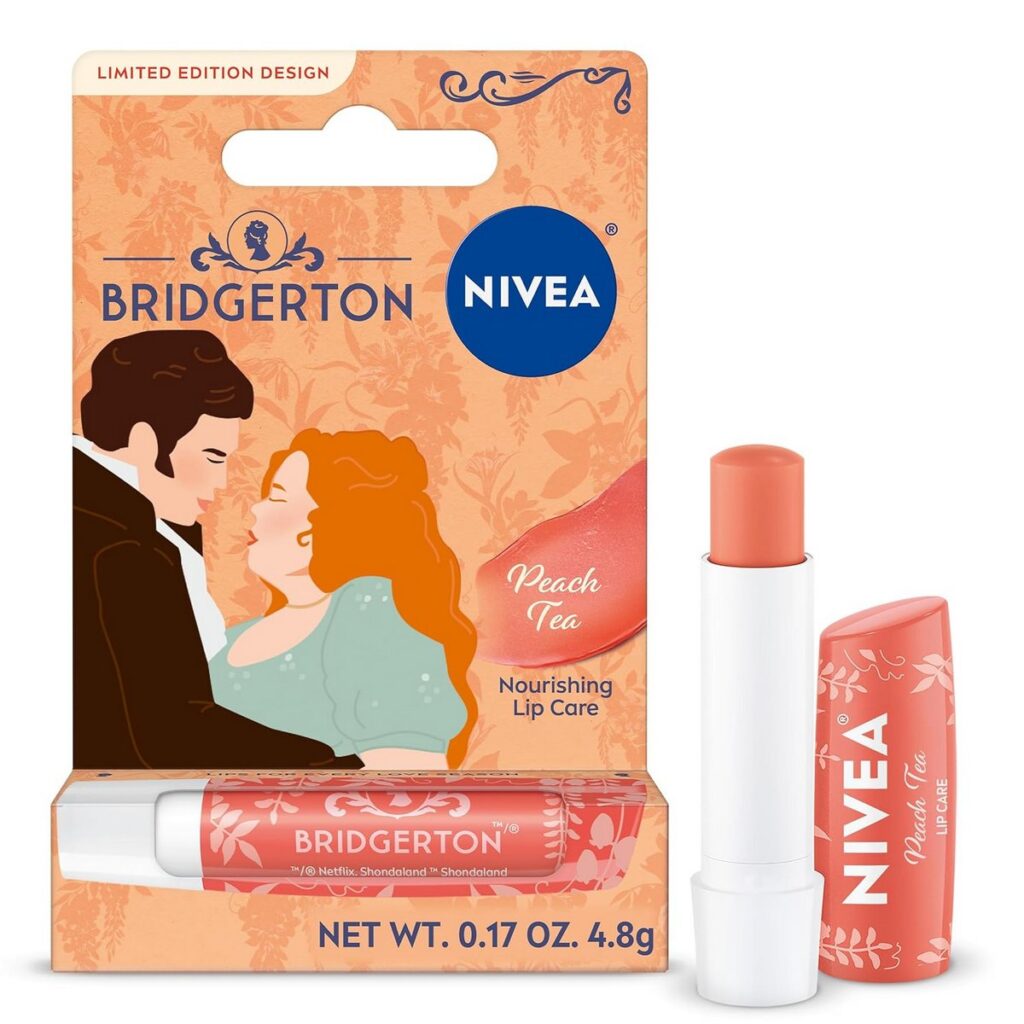 NIVEAが、『ブリジャートン』とコラボした、「NIVEA x Bridgerton Nourishing Lip Care Collection」の画像。