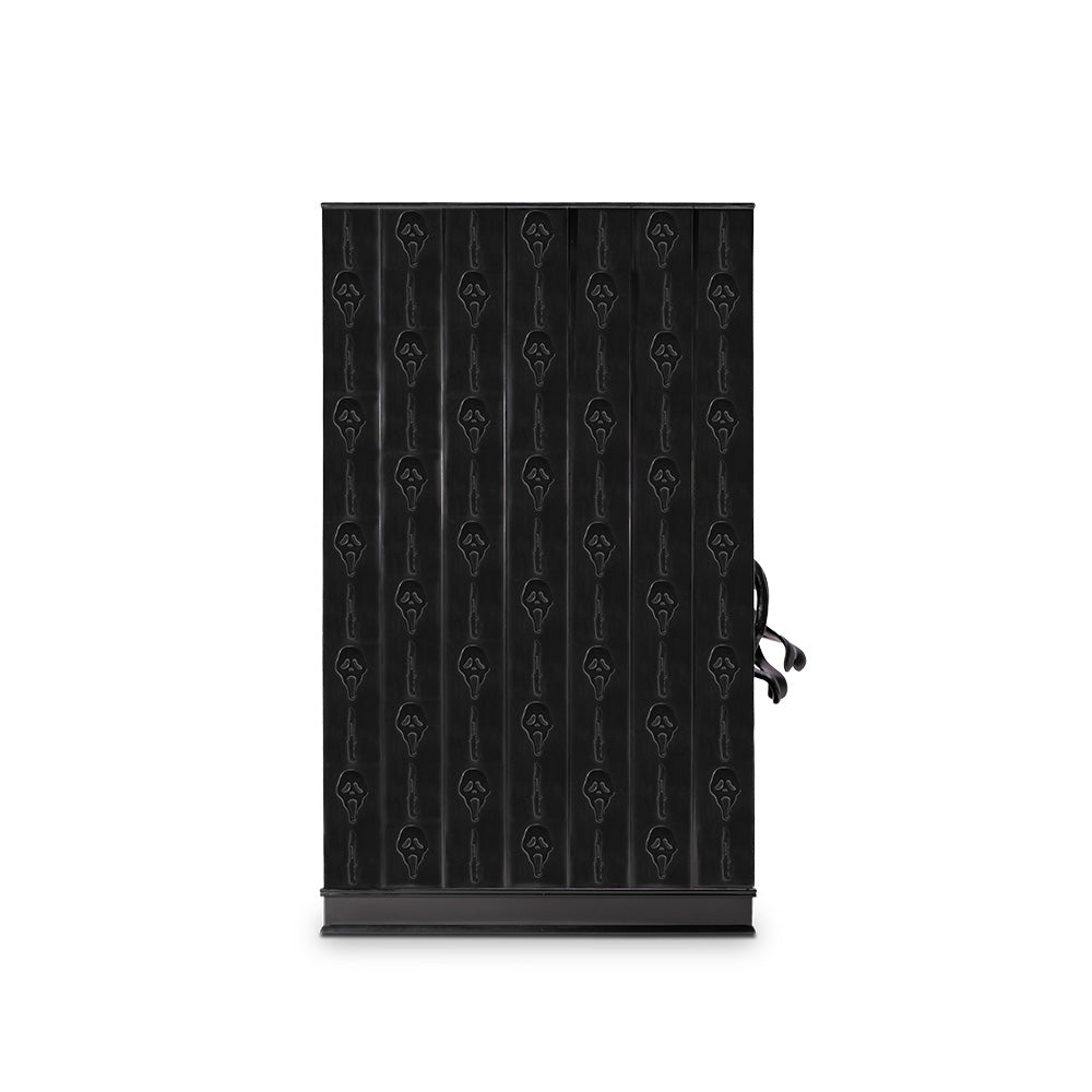 ホラー映画『スクリーム7』に合わせ、米国AMC Theatresから発売される限定ポップコーンバケットとドリンクカップの画像。