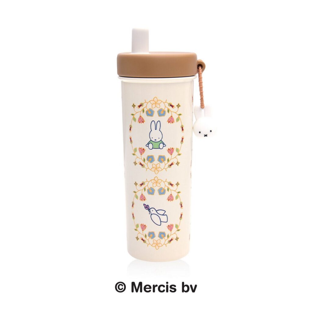 ミッフィーとシンガポール航空がコラボし展開する、限定コレクションの画像。