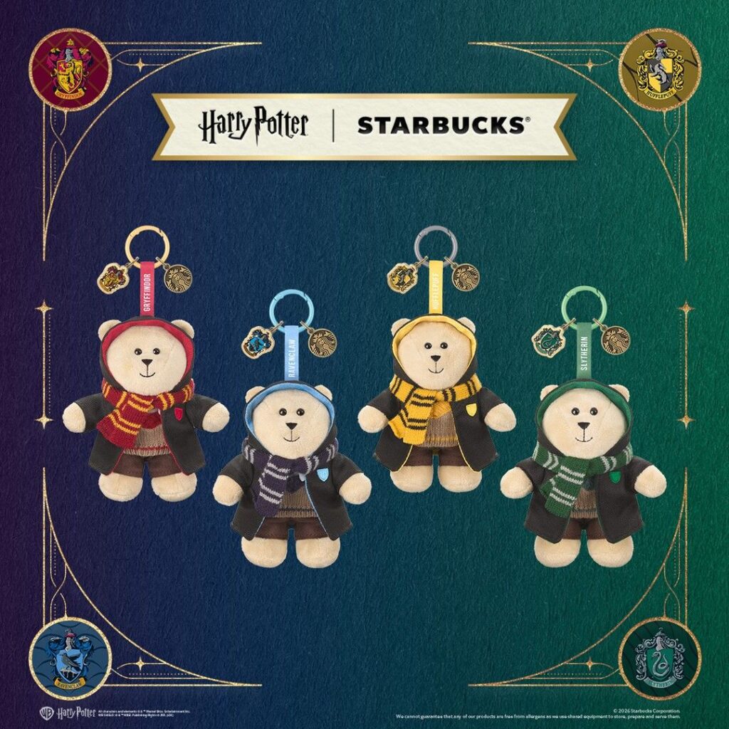 アジア太平洋のスターバックスに登場した、ハリー・ポッターの世界観をテーマにしたドリンクとグッズの画像。