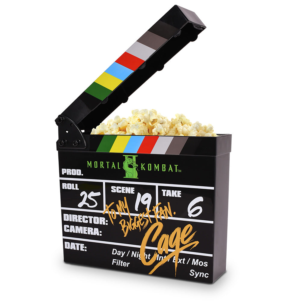 映画『モータルコンバット／ネクストラウンド』公開にあわせ、米CinemarkとブラジルCinépolisから登場した、ポップコーンバケットとグッズの画像。