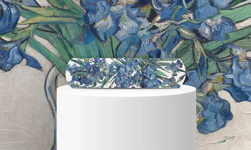 バンドエイドとメトロポリタン美術館がコラボし発表した、名画をデザインに取り入れた限定絆創膏コレクションの画像。
