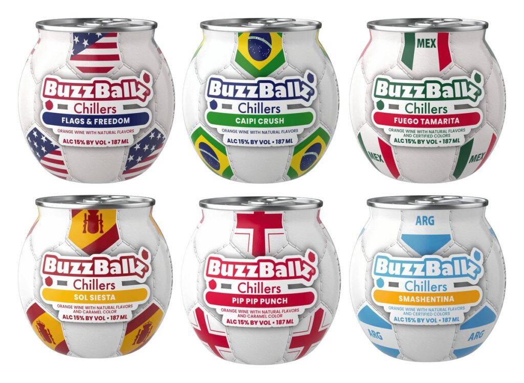 FIFAワールドカップ2026にあわせてBuzzBallzが発売する、サッカーをテーマにした限定シリーズ「SoccerBallz」の画像。