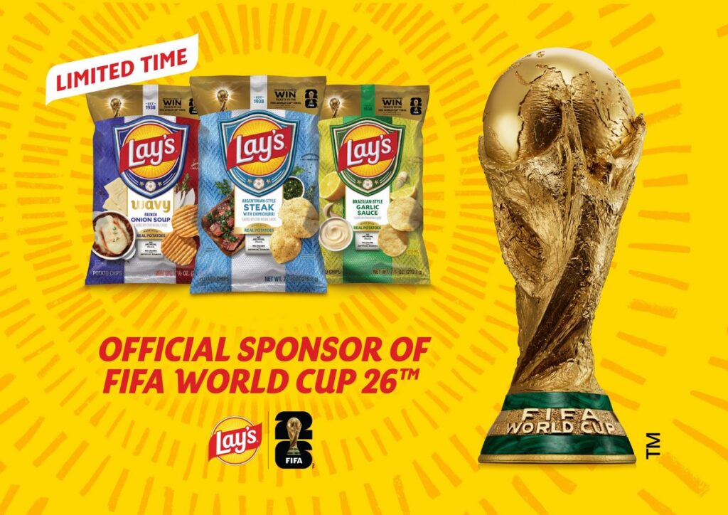 Lay'sがFIFA World Cup 2026の公式スポンサーとして発売する、世界各国の料理をテーマにした40種類の限定ポテトチップスの画像。
