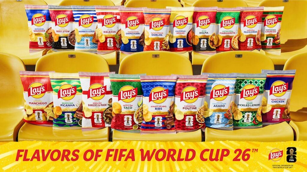Lay'sがFIFA World Cup 2026の公式スポンサーとして発売する、世界各国の料理をテーマにした40種類の限定ポテトチップスの画像。