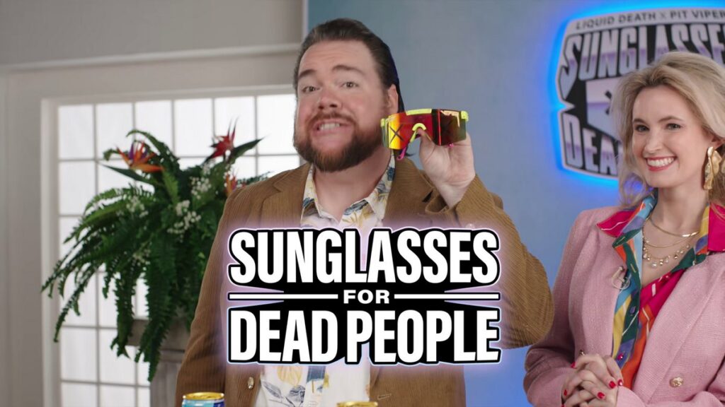 Liquid DeathとPit Viperがコラボし発売した限定サングラス、「unglasses for Dead People」の画像。