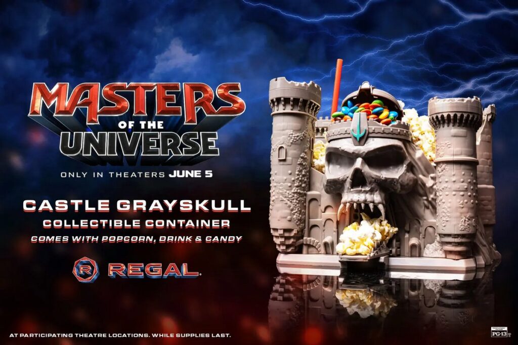 映画『マスターズ・オブ・ユニバース』の公開にあわせ、アメリカの映画館チェーン Regal Cinemas が発表した限定ポップコーンバケットやグッズの画像。