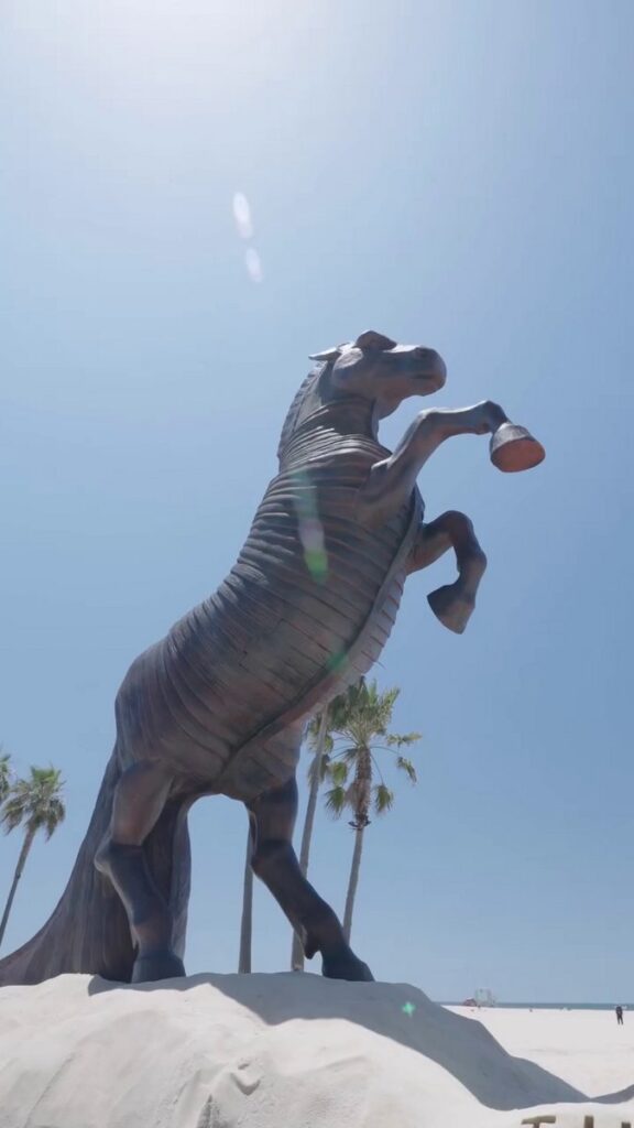 クリストファー・ノーラン監督最新作『オデュッセイア』の公開にあわせた体験型プロモーション「Odyssey Trojan Horse Touring」の画像。