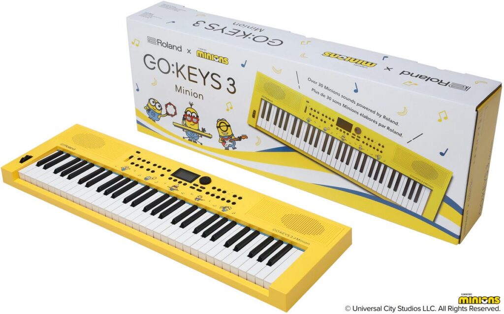 ローランドが発表した、『ミニオンズ』の世界観を取り入れた限定キーボード「GO:KEYS 3 Minion」の画像。