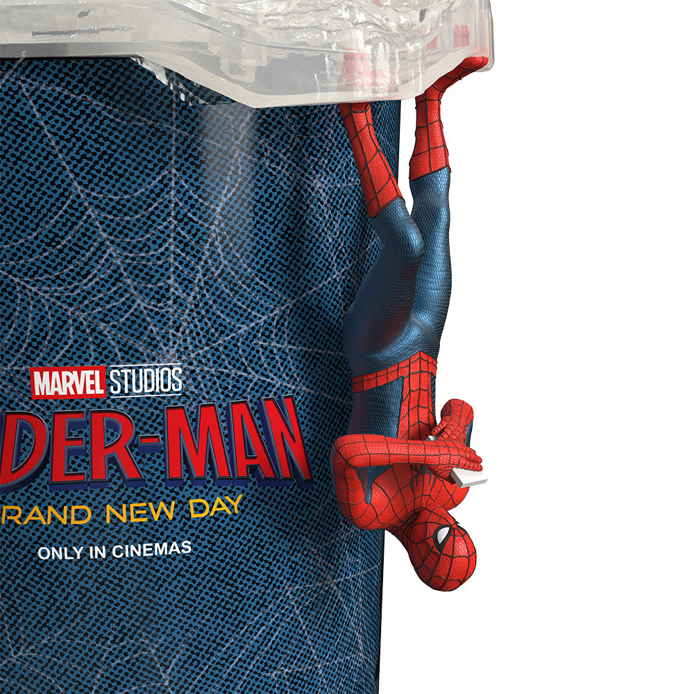 映画『スパイダーマン:ブランド・ニュー・デイ』の公開にあわせ、アメリカの映画館チェーン Cinemark のオンラインショップが発表した限定ポップコーンバケットやグッズの画像。