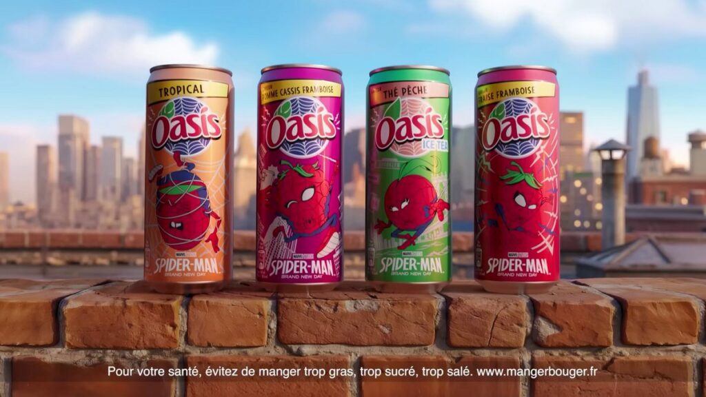 フルーツ飲料ブランド「Oasis®」が展開する、映画『スパイダーマン:ブランド・ニュー・デイ』公開を記念した全4種類のコレクター缶の画像。