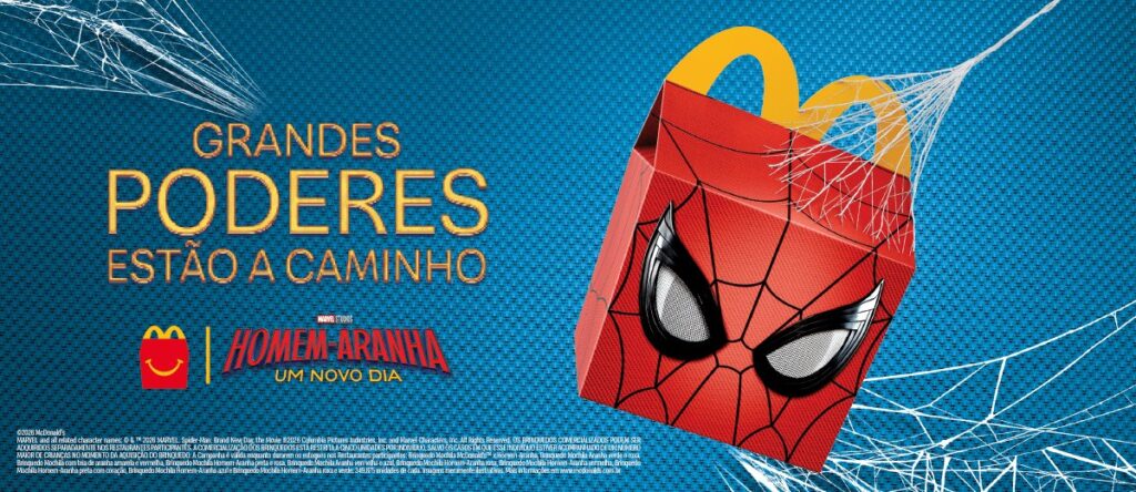映画『スパイダーマン:ブランド・ニュー・デイ』の公開にあわせて、ブラジルのマクドナルドで展開されるハッピーセットの画像。