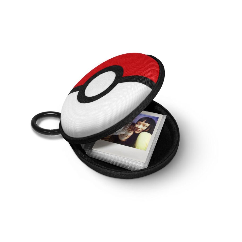 Polaroid×『ポケットモンスター』による、30周年記念のスペシャルコレクションの画像。
