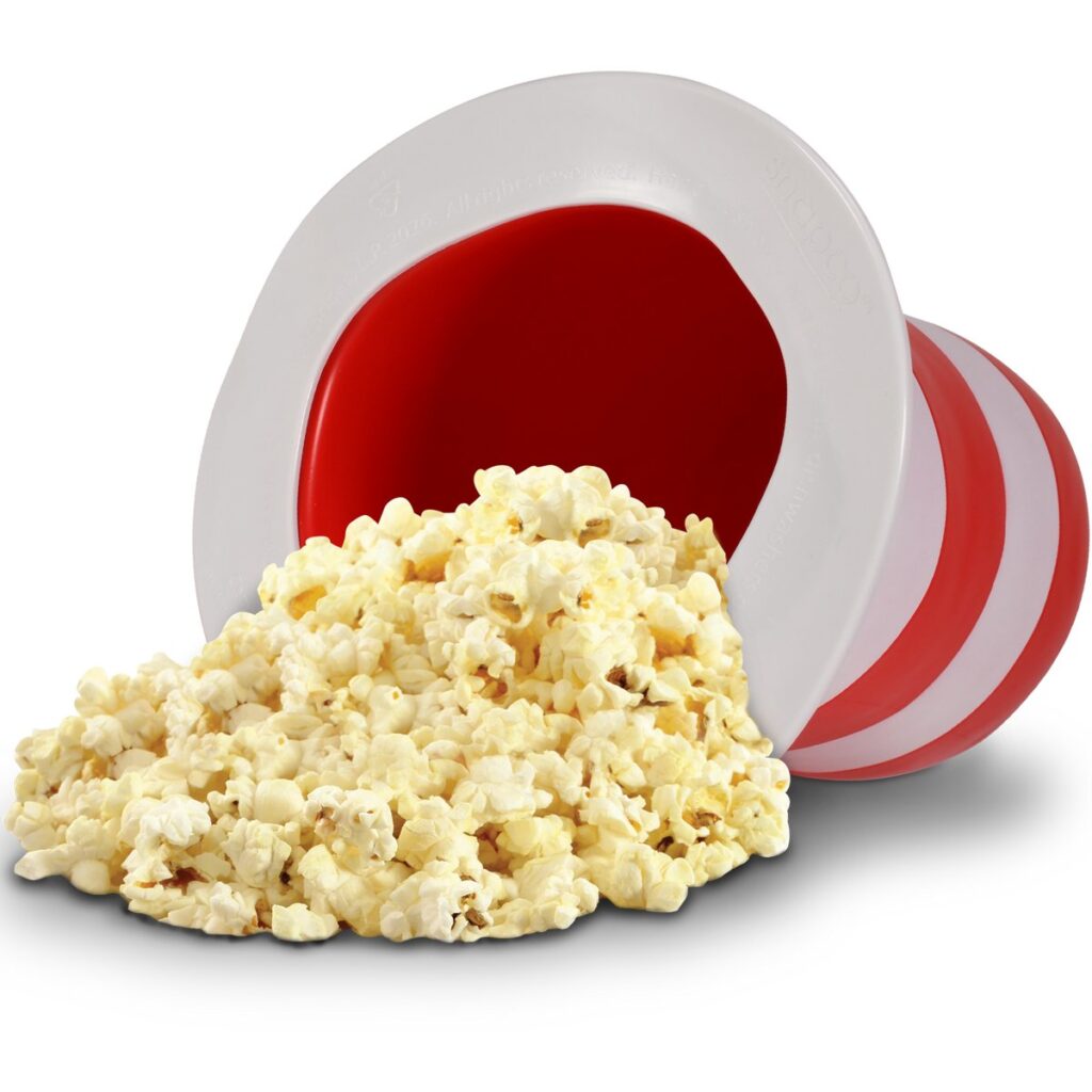 つば部分が広い開口部になっており、ポップコーンを詰め込むことで世界観が際立つ「The Cat In The Hat – Cat in the Hat Popcorn Bucket」の内部構造。