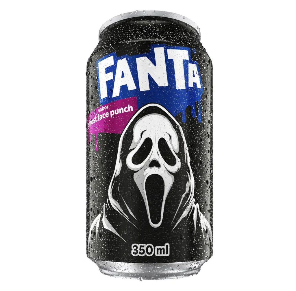ブラジルのドミノ・ピザがハロウィン限定で発売した、舌が青く染まる「Pizza Maluca」と「Fanta Mistério」がセットになった「Combo Maluco」の画像。